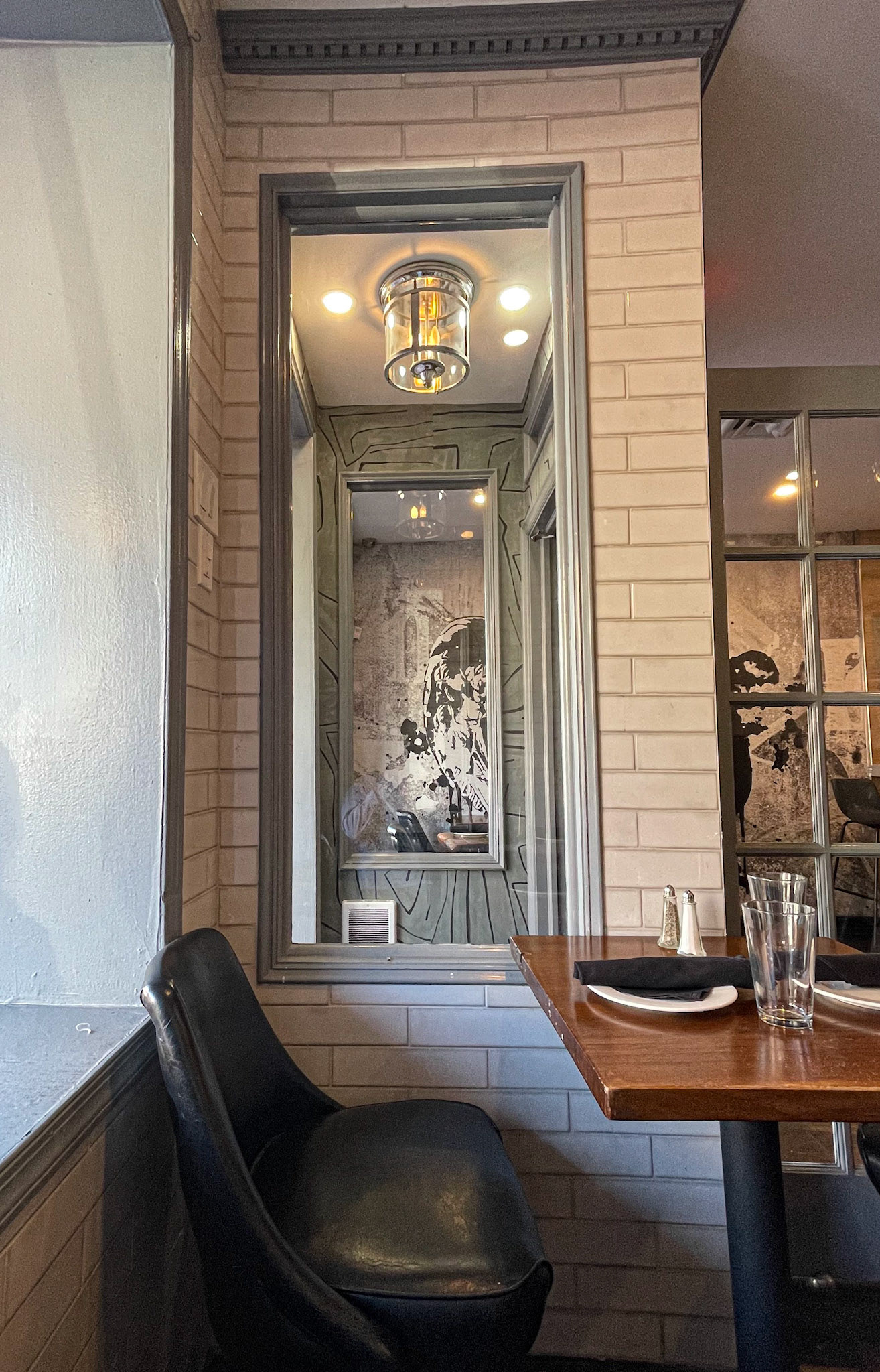 restaurant interior mood lighting with place setting